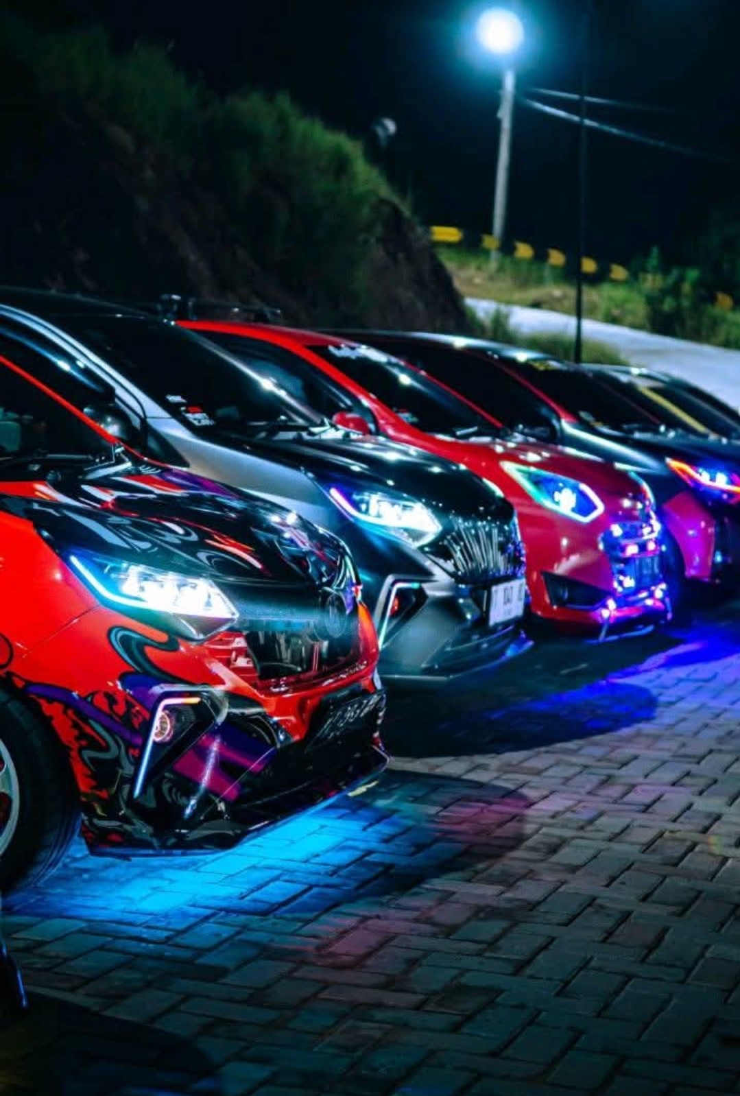 Toyota Calya dan Daihatsu Sigra