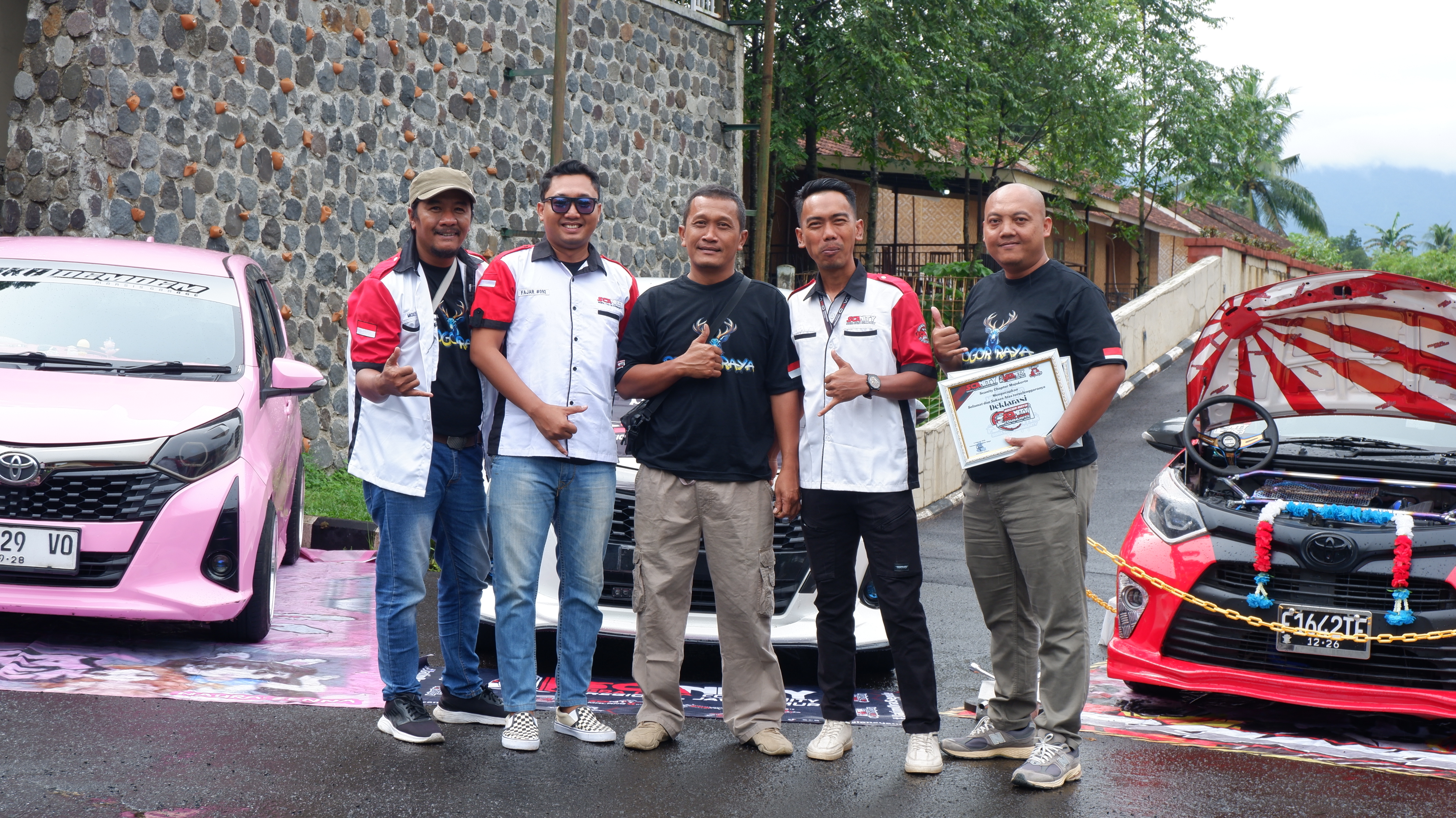 komunitas mobil keluarga solid
